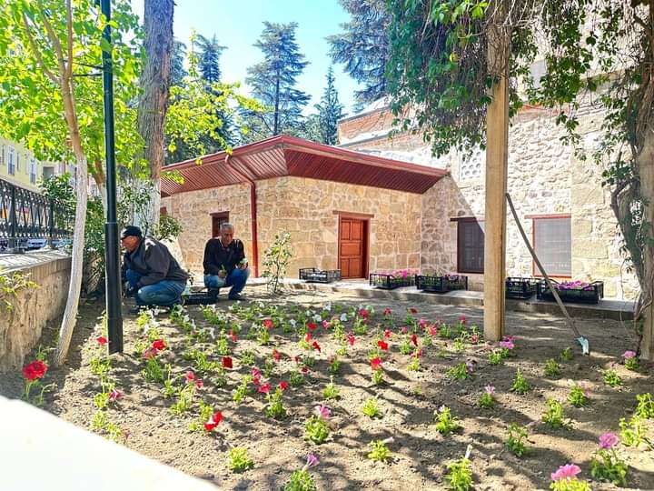 Şeyhyavsi Camii’nde Çevre Düzenlemesi post thumbnail image