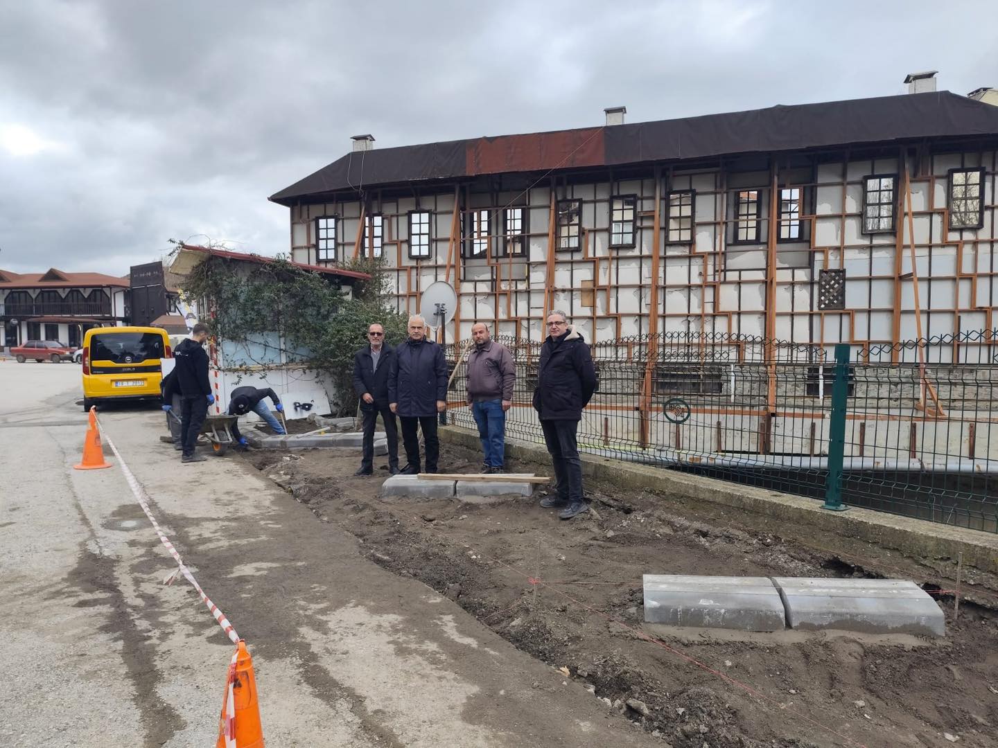 Şehrimizde Ulaşımı Rahatlatacak Çalışmalar Yerinde İncelendi post thumbnail image