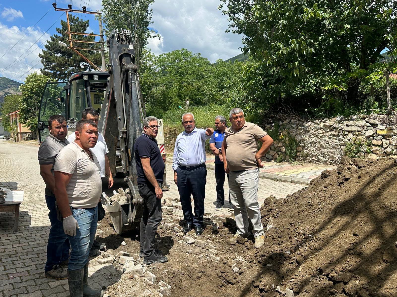 SAKARYA MAHALLESİ’NDE ALTYAPI YATIRIMLARI DEVAM EDİYOR post thumbnail image
